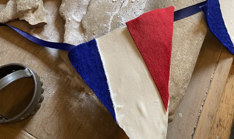 Kids' craft drop-in: Vive La France day